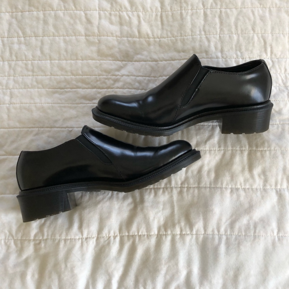 doc martens - vintage leather slip-on loafers